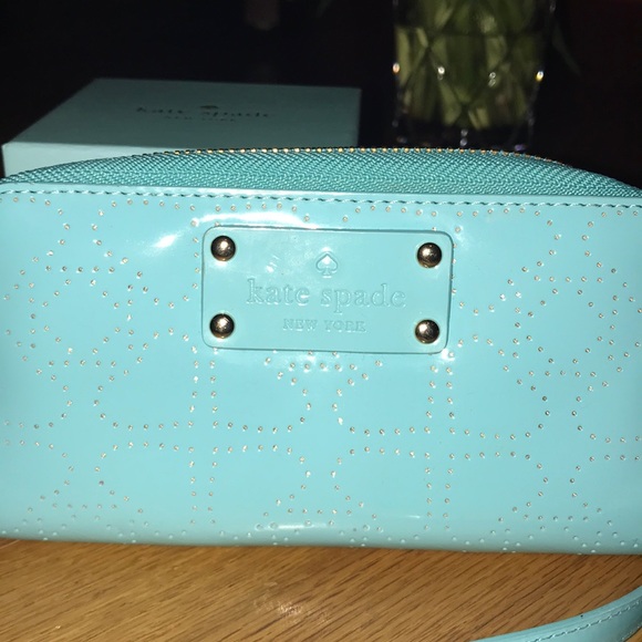 Kate Spade Wristlet - Picture 5 of 5